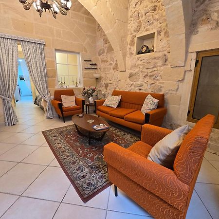 Charming Rustic Getaway In Xaghra, Gozo. Apartamento Exterior foto